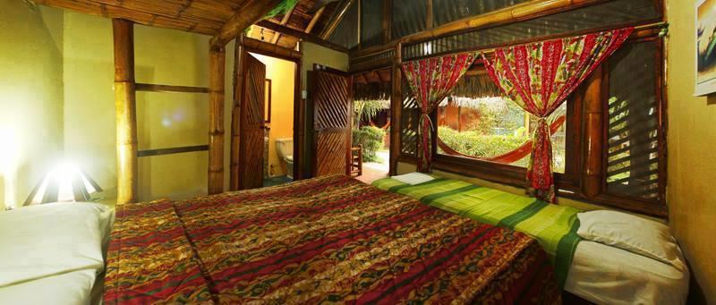 Hotel Sumpa Montañita Eksteriør bilde
